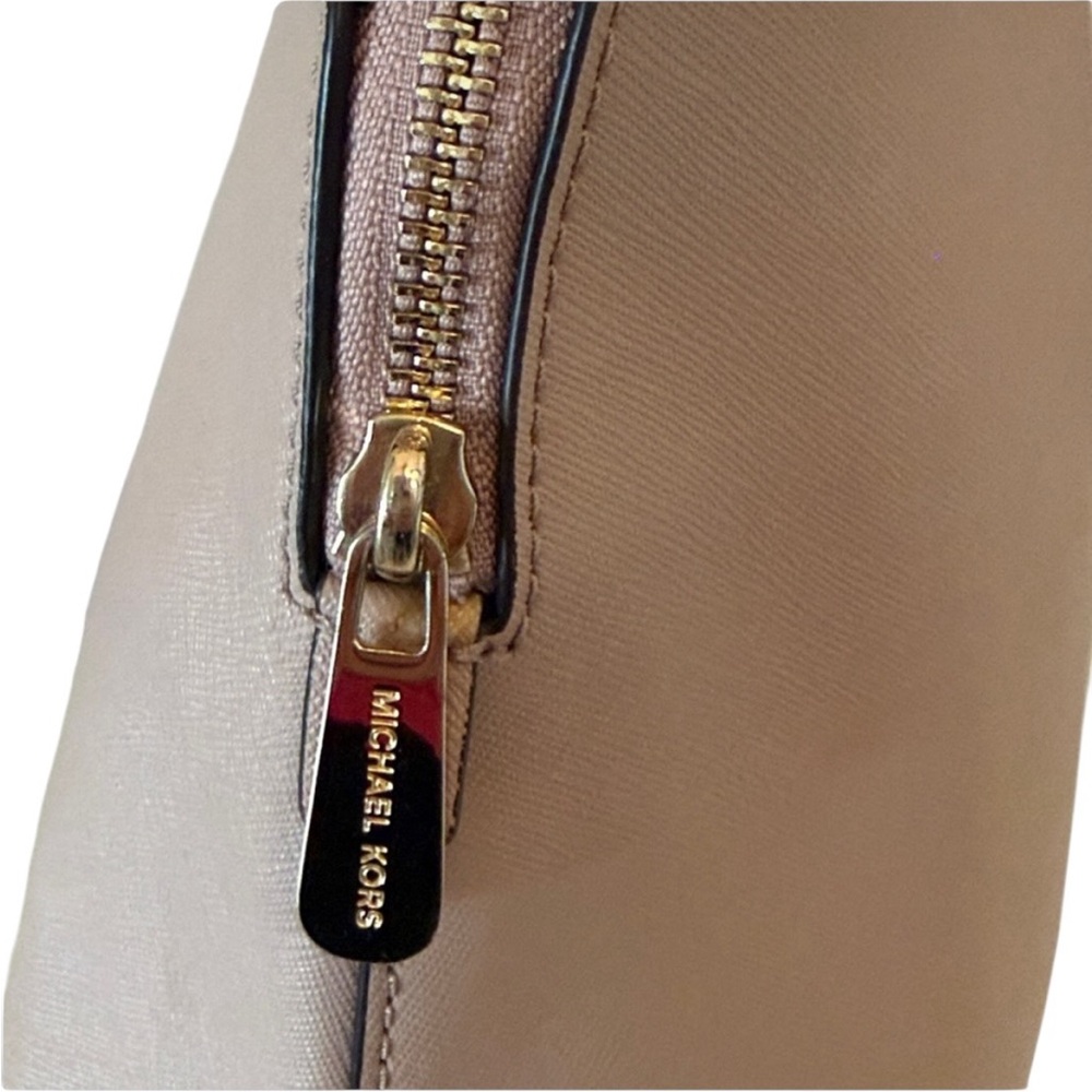 Expires in five hours Michael Kors Tan -Pink Satchel - Picture 6 of 14